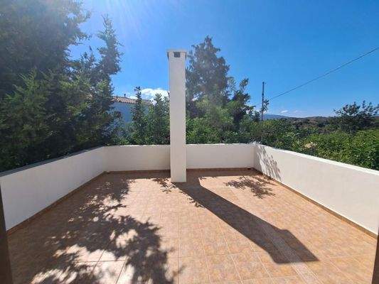 Kreta, Douliana: Elegante Villa mit Pool und Garten zu verkaufen