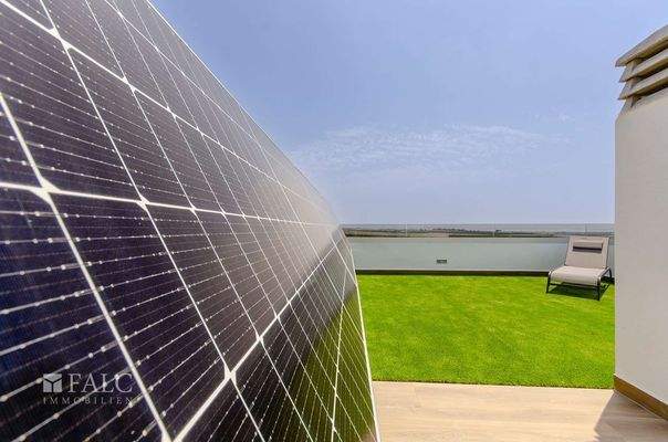 Photovoltaikanlage auf dem Solarium