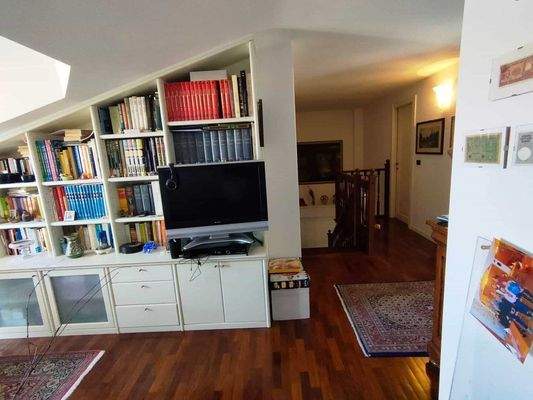 schönes Penthouse im Zentrum von Grado mit Terrasse und Parkplatz