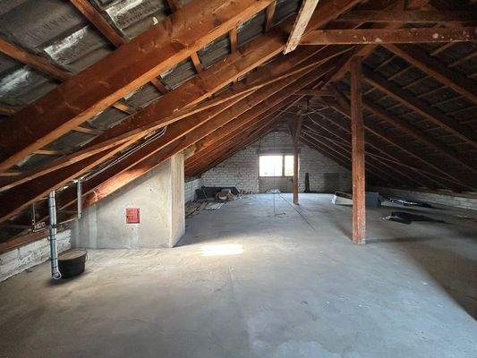 nicht ausgebautes Dachgeschoss