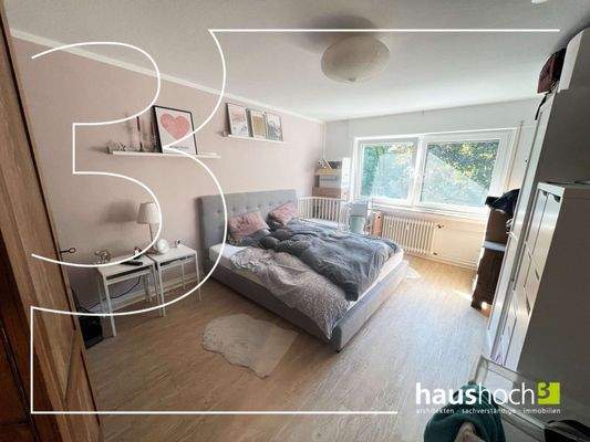 Schlafzimmer Möbliert