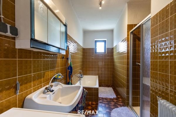 7.Badezimmer