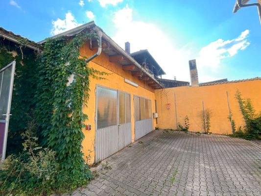 Halle vom Hofbereich