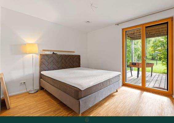 (EG) Schlafzimmer 1 mit Terrassenzugang