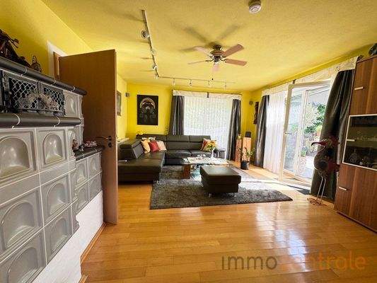 53857BF1-DA78-4FD2-A186-19D654667F8F_1_105_c