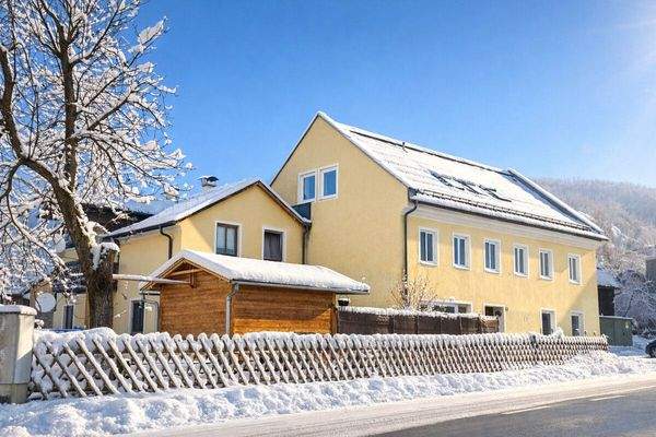 37e409c1-9fc7-4791-83ef-a963b7c8c4d2