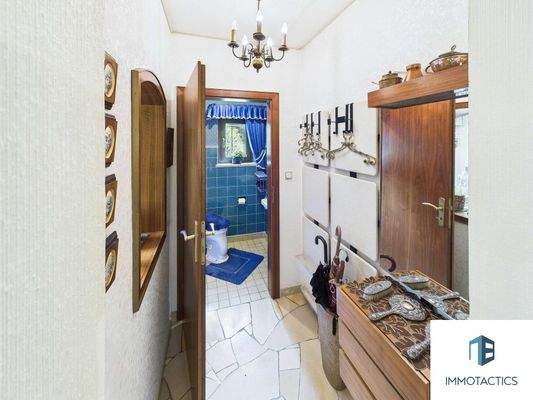 Garderobe und Gäste-WC EG