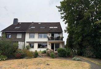 Hausrückseite