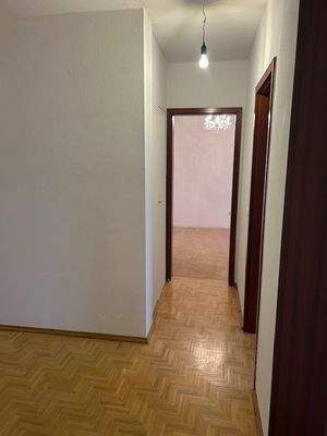 Flur zum Schlafzimmer