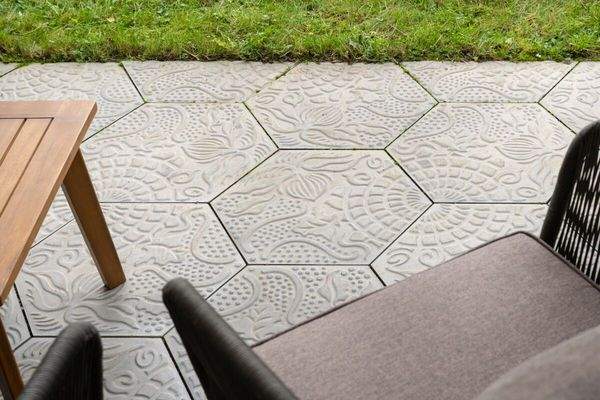 Designfliesen mit Naturmotiv