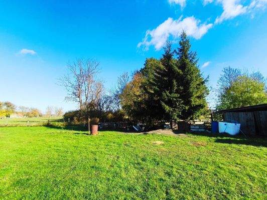 schönes Grundstück