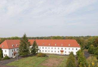 Gebäude 123-1847.jpg