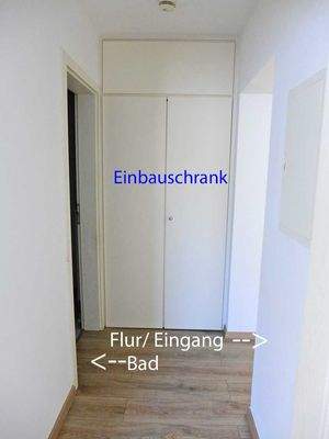 vM1205_Flurnische_zwischen_Eingang-und-Bad.jpg