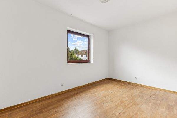 heller Zimmer Nr. 2 im 1.Obergechoss 