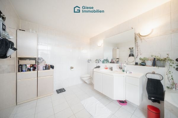 Badezimmer DG