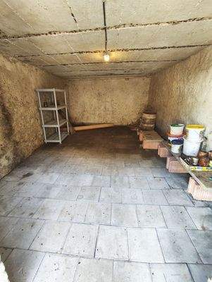Lagerraum im Felsenkeller