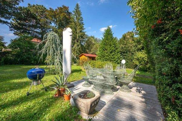 Gartenterrasse | Blick in den Garten