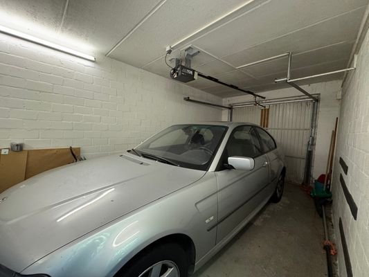 Garage Vorderhaus