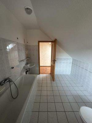 Bad im Dachgeschoss - Ansicht 3