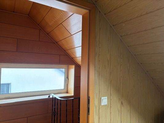 Treppenaufgang Spitzboden