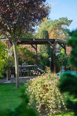 Pavillon im Garten