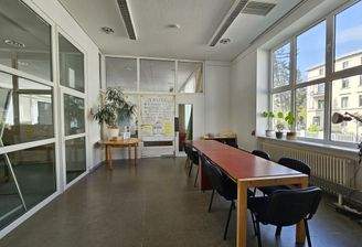 E.06_Tresorvorraum_Blick-Richtung-Coworking