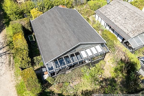mit Garten und Veranda