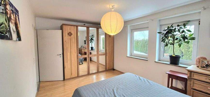 Schlafzimmer EG1.jpg