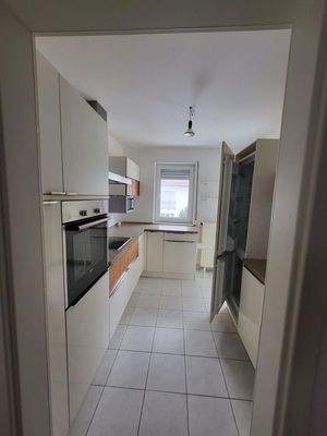 Blick vom Flur in die Küche