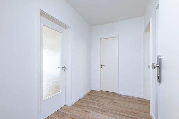 Diele, von der alle Zimmer abgehen