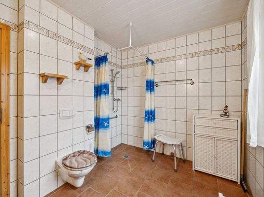 Badezimmer Erdgeschoss