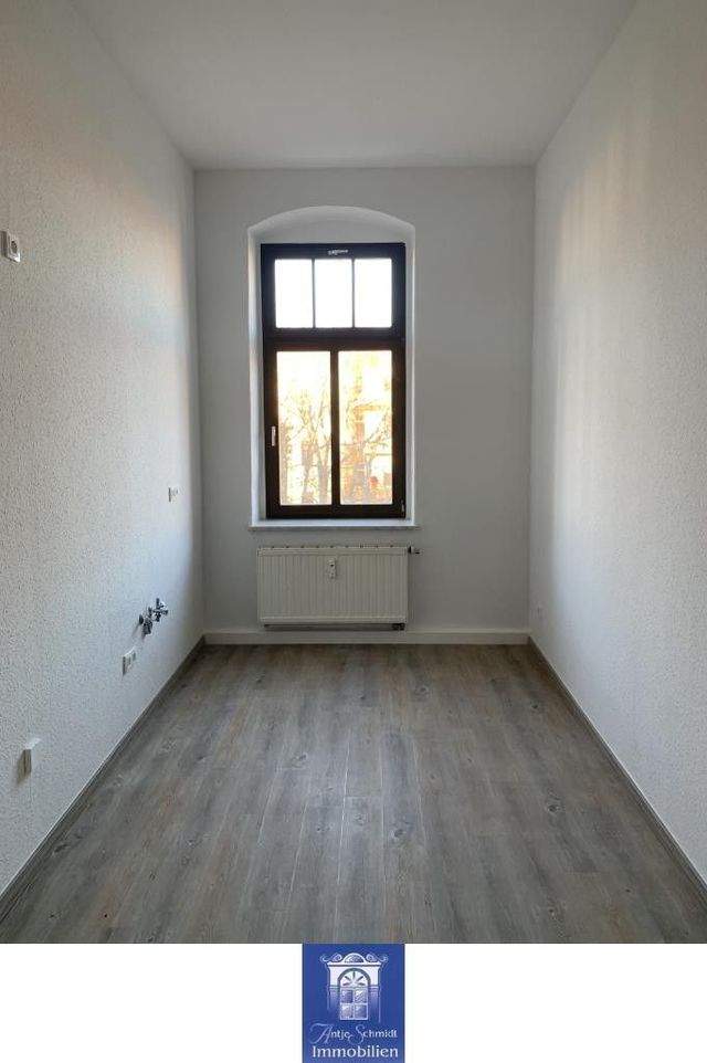 Gepflegte 3-Zimmerwohnung ... Tageslichtbad mit Wanne und Dusche ... Gäste-WC! - Foto 2