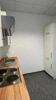 Kleine moderne Küche