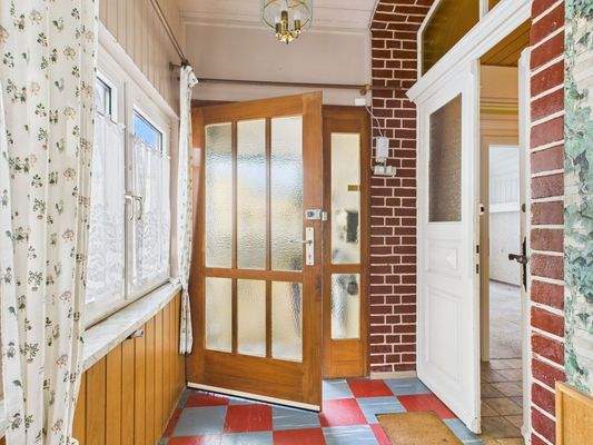 CAM03642G0-PR0048-STILL032