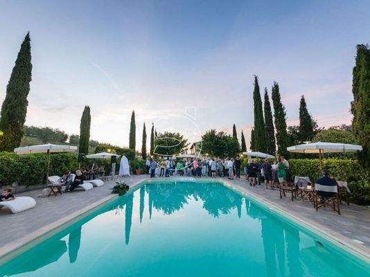 Wundervolles Anwesen | Livorno