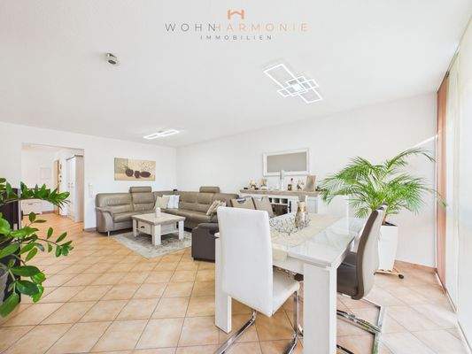 Wohn- und Essbereich