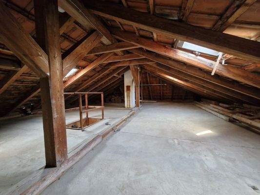 Dachboden mit massiver Betondecke, #112914