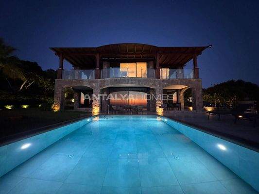 Elegant House with Marina Views in Bodrum Yalıkavak