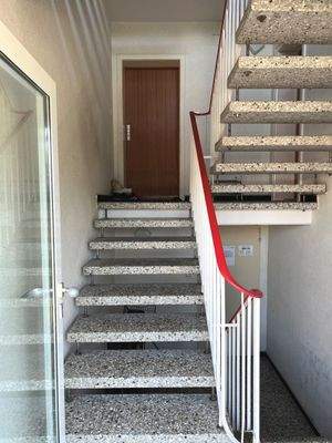 gepflegtes Treppenhaus