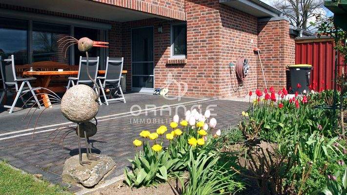 Terrasse mit Innen- und Außenbereich für schöne Grillabende bei jedem Wetter