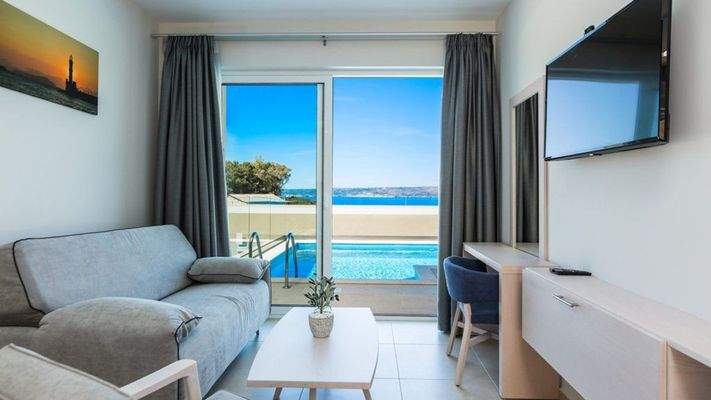 Hotel-for-sale-in-Chania-For-Sale-Hotel-for-sale-i