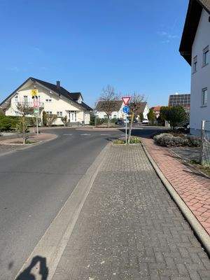 Nachbarschaftsbebauung umliegend 