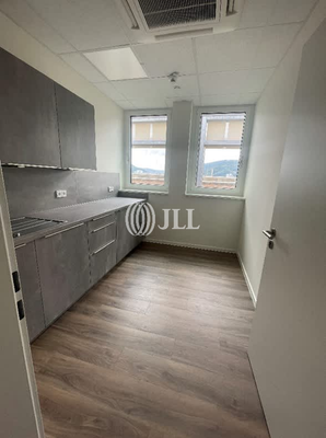 Büro - 4. OG - JLL