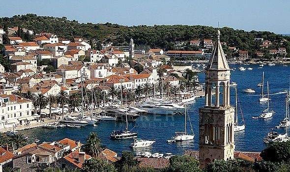 Das Meer ist lediglich etwa 350 m entfernt