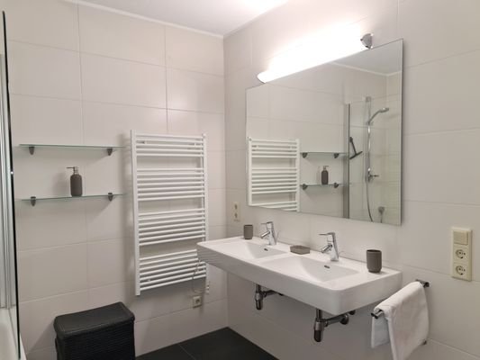 moderne Bäder