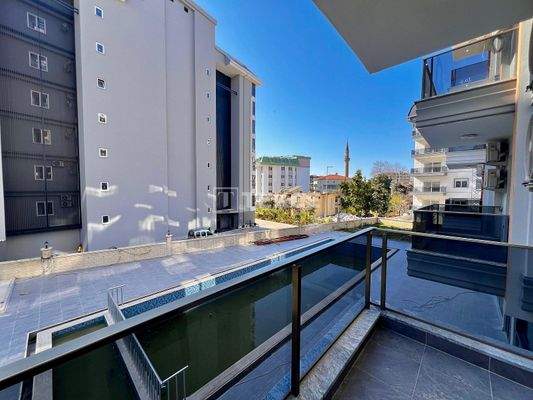 Furnished Apartment in A Complex with Pool in Alanya Avsallar