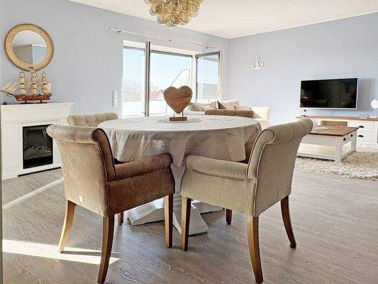 Wohn- und Essbereich