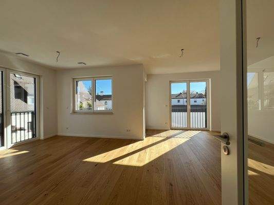 Wohn-/Esszimmer (Ansicht 3)