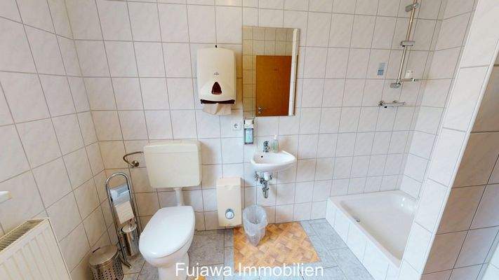 Praxis WC und Dusche