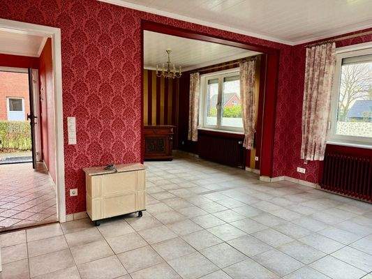 Helles, großzügiges Wohnzimmer